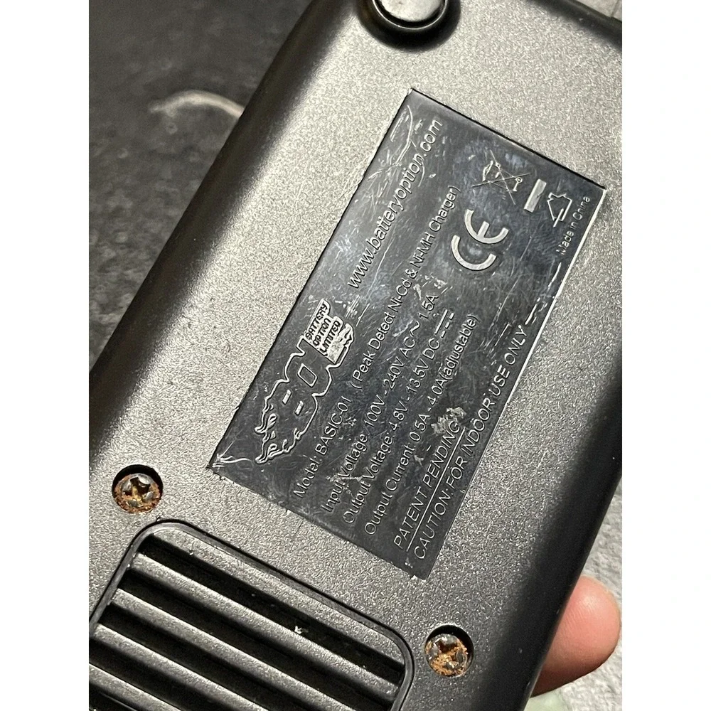 BOL Basic Performance NI-MH/NI-CD Battery Charger 4.8V-13.5VDC
